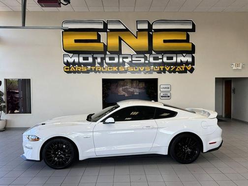 Oxford White 2018 Ford Mustang GT Premium
