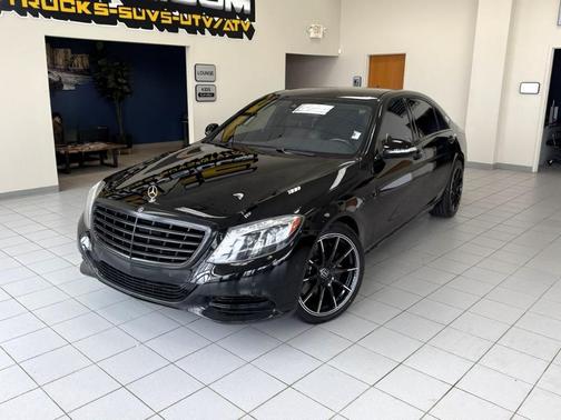 Obsidian Black Metallic 2017 Mercedes-Benz S-Class S 550 4MATIC