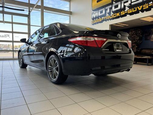 Cosmic Gray Mica 2017 Toyota Camry SE