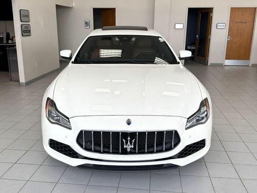 Bianco 2019 Maserati Quattroporte S Q4