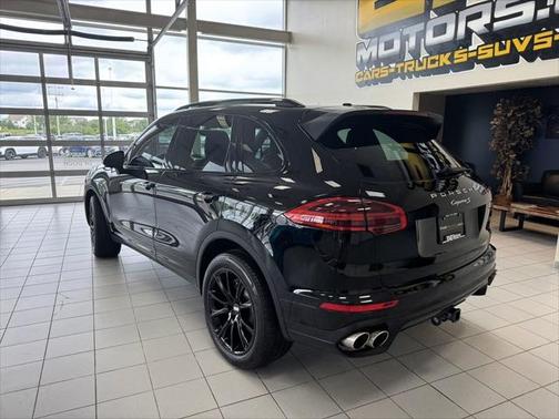 2017 Porsche Cayenne S