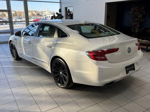 2017 Buick LaCrosse Essence