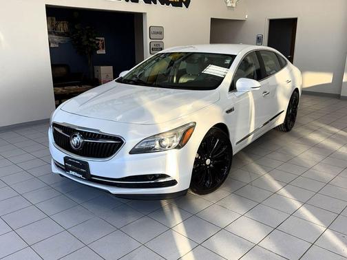 2017 Buick LaCrosse Essence