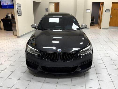 Black Sapphire Metallic 2016 BMW M235 i xDrive