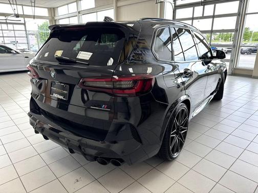 Black Sapphire Metallic 2021 BMW X5 M Base