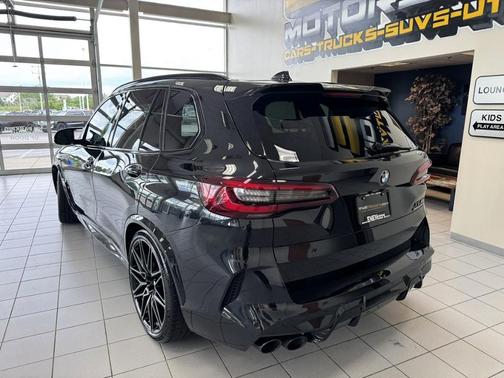 Black Sapphire Metallic 2021 BMW X5 M Base