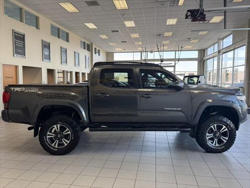 2016 Toyota Tacoma TRD Sport
