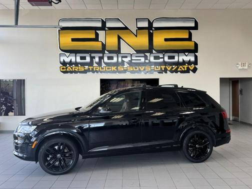 Orca Black Metallic 2018 Audi Q7 3.0T Prestige
