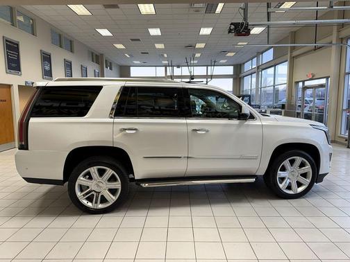 Crystal White Tri-Coat 2017 Cadillac Escalade Premium Luxury