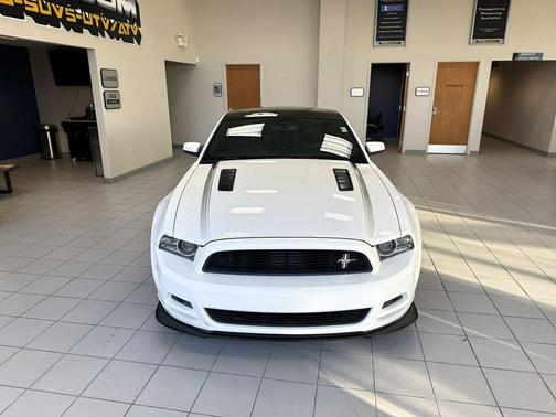 2013 Ford Mustang GT Premium