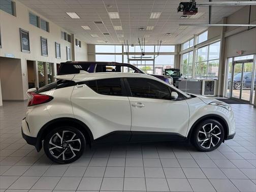 2018 Toyota C-HR XLE