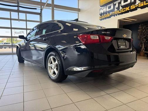 2017 Chevrolet Malibu 1LS