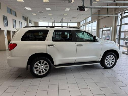 2016 Toyota Sequoia Platinum