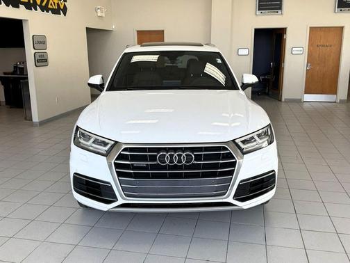 2018 Audi Q5 2.0T Premium Plus