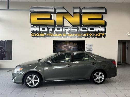 Cypress Pearl 2012 Toyota Camry Hybrid XLE