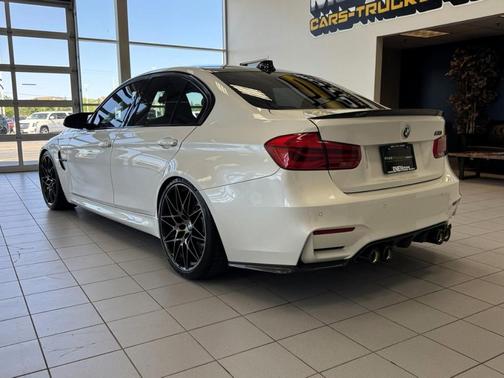 Alpine White 2018 BMW M3 Base