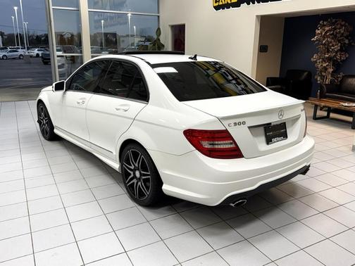 Polar White 2013 Mercedes-Benz C-Class C 300 4MATIC