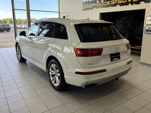 Carrara White 2018 Audi Q7 3.0T Premium Plus
