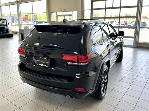 2018 Jeep Grand Cherokee Altitude