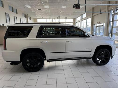 White Frost Tri-Coat 2016 GMC Yukon Denali
