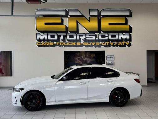 Alpine White 2023 BMW 330 i xDrive