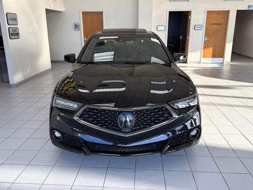 Crystal Black Pearl 2019 Acura TLX Technology