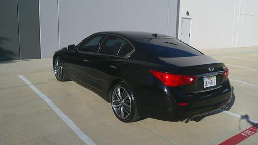 2015 INFINITI Q50 Premium