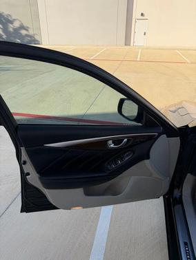 2015 INFINITI Q50 Premium