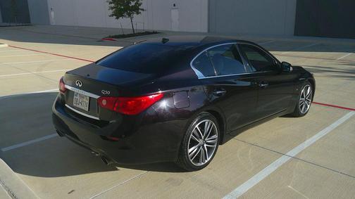 2015 INFINITI Q50 Premium