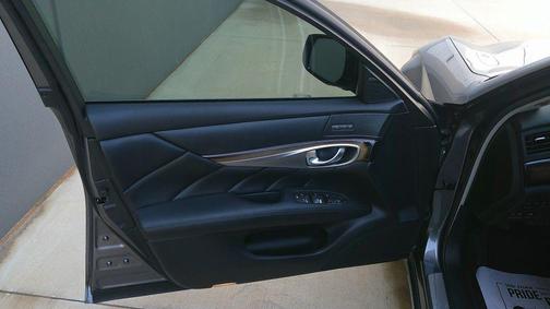 2016 INFINITI Q70L 3.7X (A7)