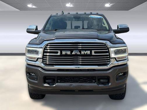 2022 RAM 2500 Laramie Crew Cab 4x4 6'4' Box