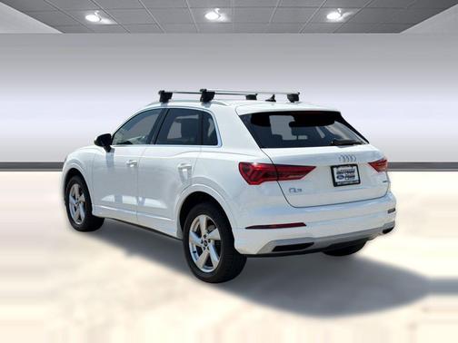 White 2021 Audi Q3 40 Premium