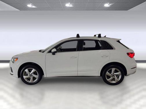 White 2021 Audi Q3 40 Premium