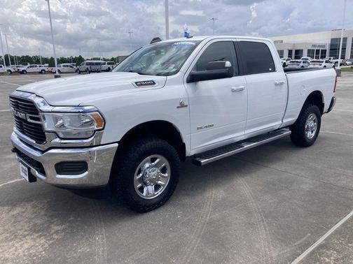 2019 RAM 2500 Big Horn Crew Cab 4x4 6'4' Box