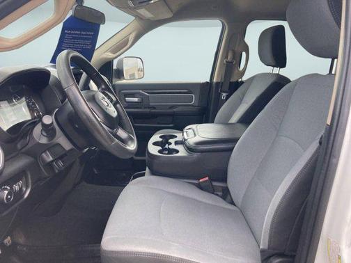 2019 RAM 2500 Big Horn Crew Cab 4x4 6'4' Box