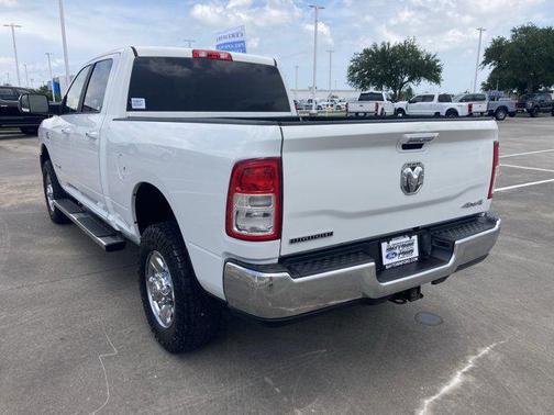 2019 RAM 2500 Big Horn Crew Cab 4x4 6'4' Box