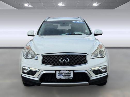 2016 INFINITI QX50 Base