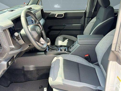 Oxford White 2026 Ford Bronco Big Bend