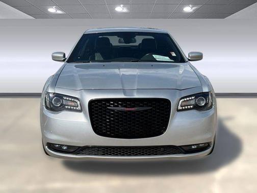 2022 Chrysler 300 S