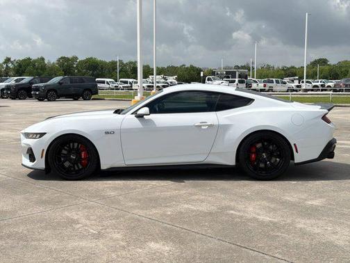 Oxford White 2024 Ford Mustang GT Premium