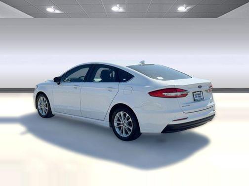 2020 Ford Fusion Hybrid SE