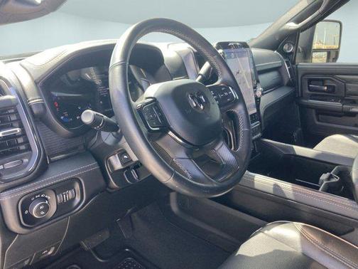 2024 RAM 3500 Limited Crew Cab 4x4 8' Box