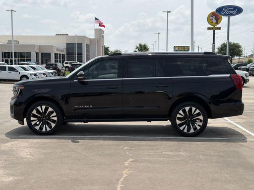 Agate Black 2026 Ford Expedition Max Platinum