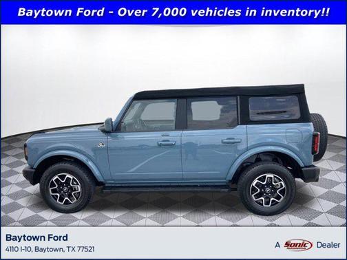 2022 Ford Bronco Outer Banks