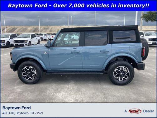 2022 Ford Bronco Outer Banks