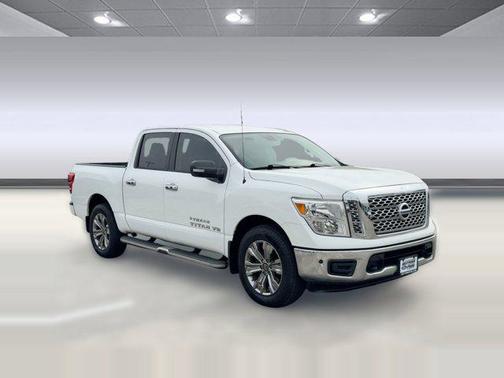 2018 Nissan Titan SV