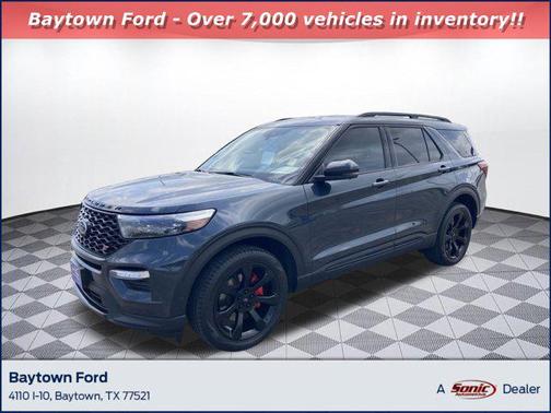 2022 Ford Explorer ST