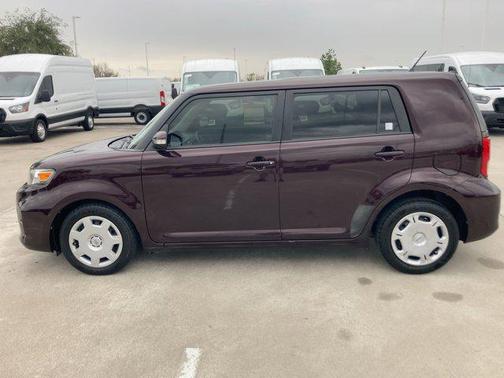 2012 Scion xB Release Series 9.0