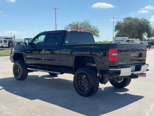 2019 GMC Sierra 2500 SLT