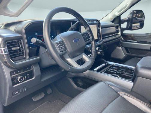2024 Ford F-350 Lariat